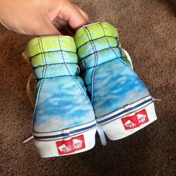 Vans X SpongeBob Sk8-Hi Imagination Sneakers Limited-Edition shoe - Picture 9 of 12